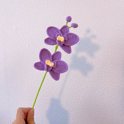 Bouquet d'orchidées du mois de naissance d'août - Cadeau de fleur d'anniversaire à tige unique crocheté à la main pour les proches nés en août
