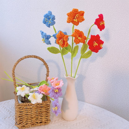Sunny Delight : Piquet d'Alstroemeria Aurantiaca au crochet fabriqué à la main pour un décor de jardin coloré