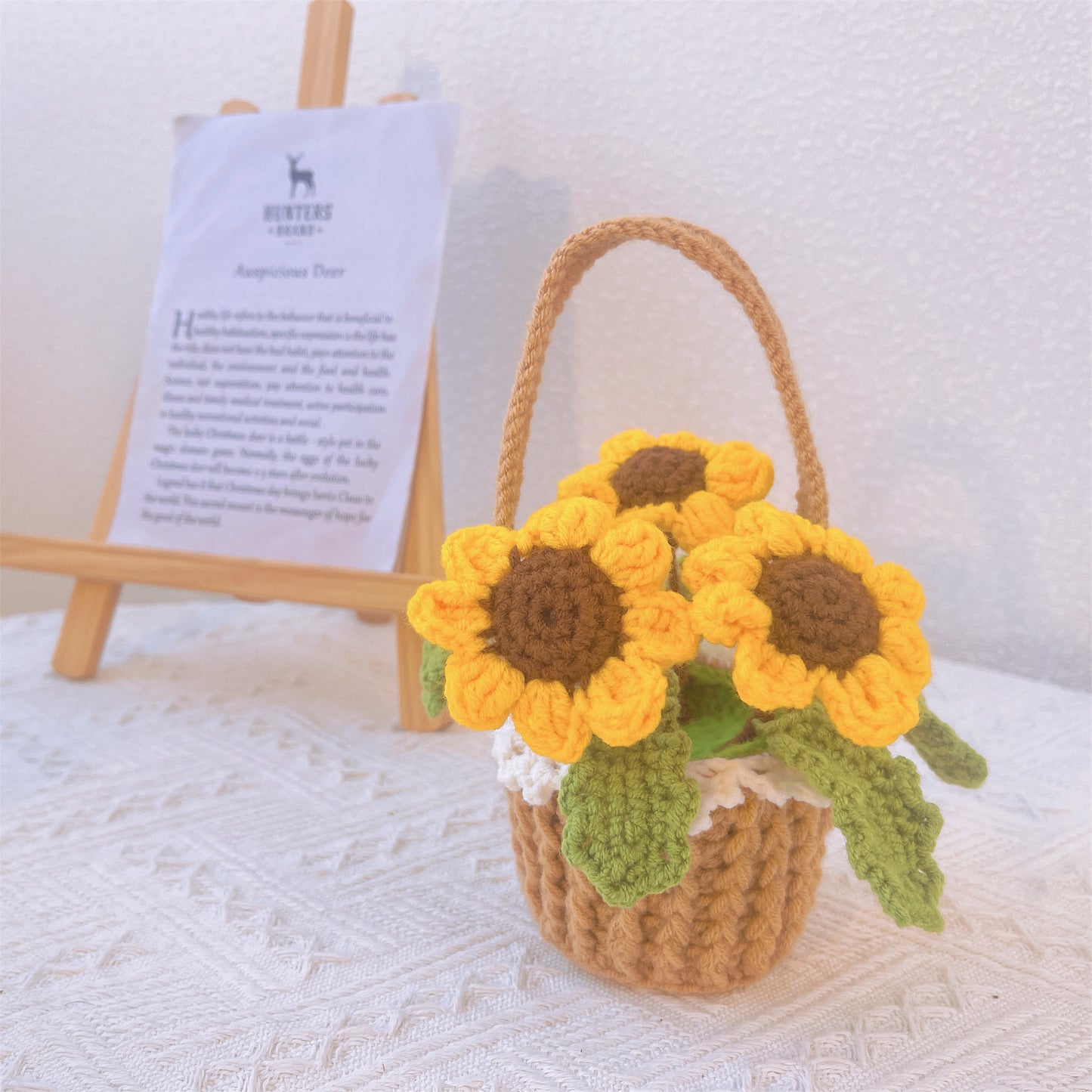 Boho gehäkelter Sonnenblumenkorb – handgefertigte Wohndekoration