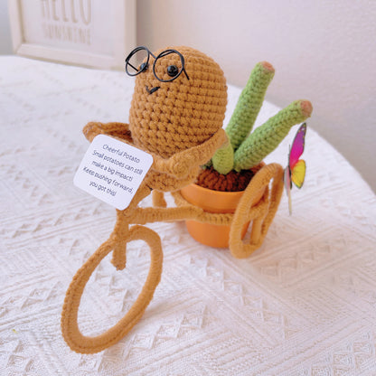 Décoration de vélo de cactus succulent de pomme de terre joyeuse crochetée à la main - pièce maîtresse de décoration unique pour la maison espace de travail de bureau cadeau d'anniversaire