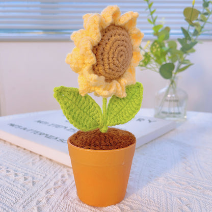Handgefertigte gehäkelte Sonnenblumenpflanze – realistische Kunstblume – einzigartige Wohndekoration – perfektes Geschenk für Pflanzenliebhaber – handgefertigt