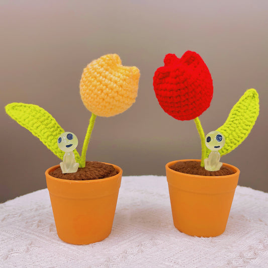 Handgefertigte gehäkelte Tulpenpflanze – realistische Kunstblume – einzigartige Wohndekoration – perfektes Geschenk für Pflanzenliebhaber – handgefertigt nach Maß