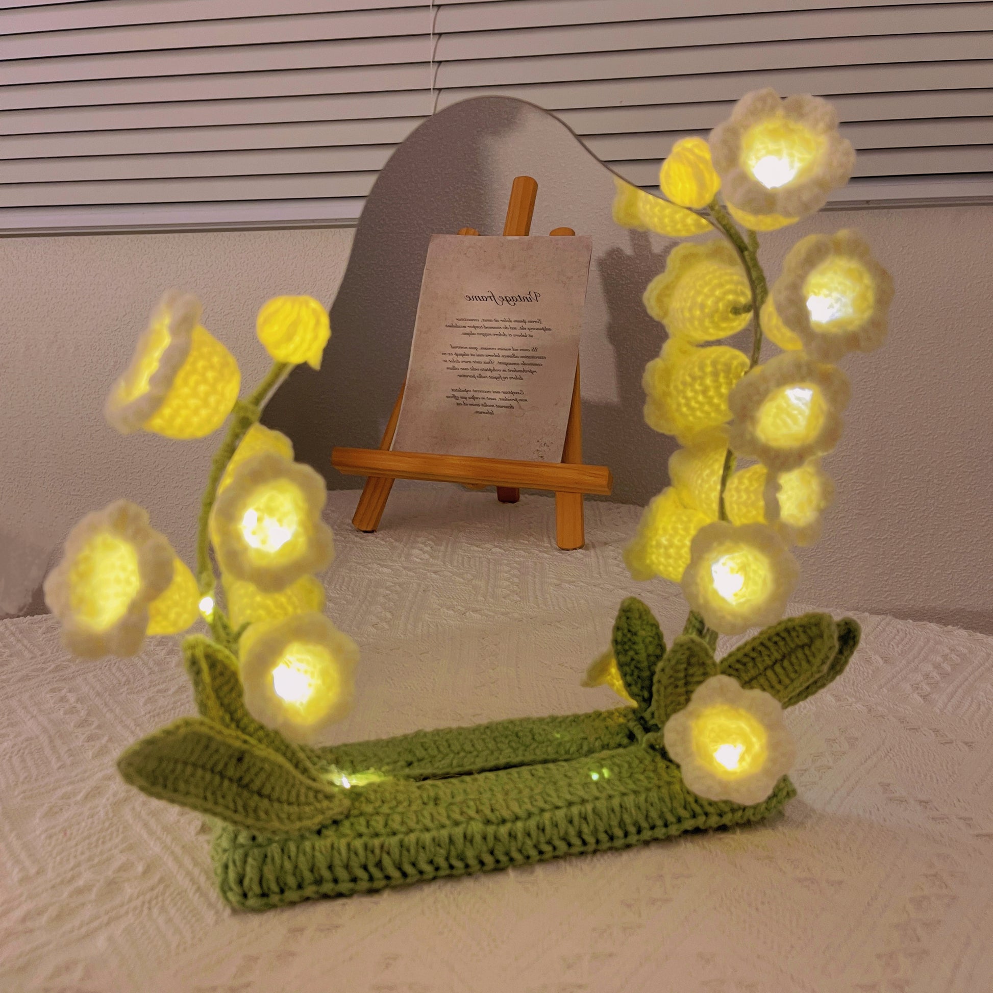 Blossom Reflections: Handcrafted Crochet Mirror Décor for Makeup, Gifts, Girls, Mother's Day Dressing Mirror Dormitory Gift for Her Valentines New Year College