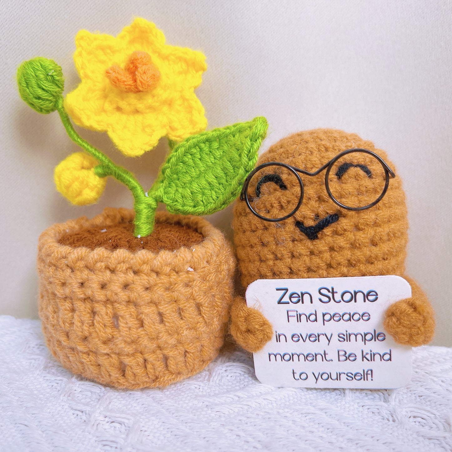 Handcrafted Crochet Happiness Stone with Blossomed Pot (Custom / Personalized Text Available) - Emotional Support Positive Stone Wellness Gift