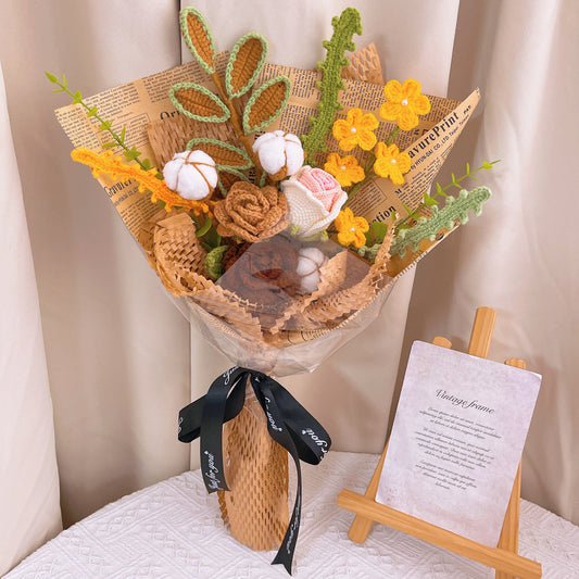 Mélange d’inspiration vintage fait à la main d’élégance intemporelle Bouquet au crochet - Roses, Myosotis, Mariage, Anniversaire