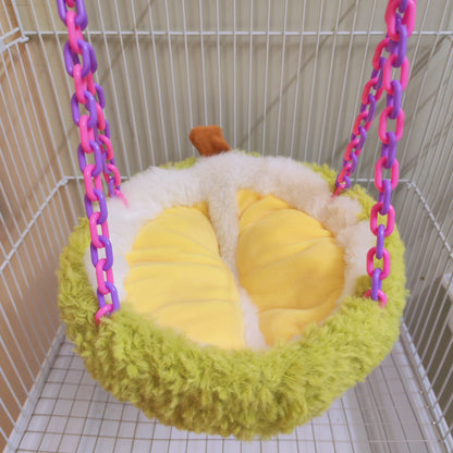 Handgefertigtes grün-gelbes Papageiennest im Durian-Design mit Haken und Kunststoffketten, hängendes Vogelhäuschen für den Käfig, halbmondförmige Form mit Baumwollfüllung, gemütlicher Schlafplatz für Hausvögel