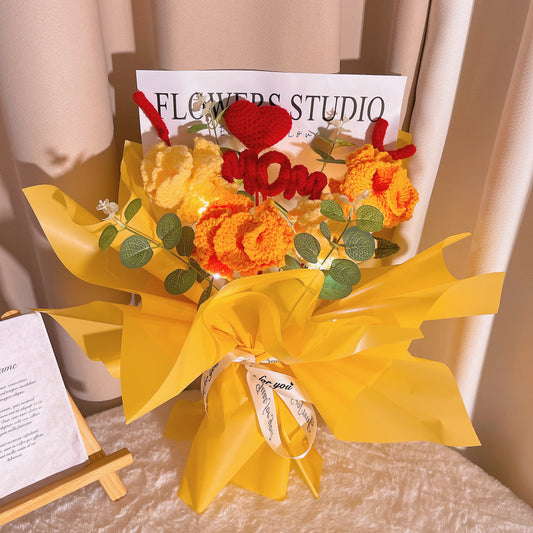 Bouquet d’œillets jaunes fabriqués à la main avec broderie « I ❤ U MOM » - Appréciation de la fête des mères, anniversaire ou occasions spéciales