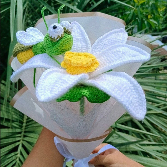 Crochet Bouquet with Lotus Flower, Fireflies, and Giant White Rose - Princess Frog Gift for Home Decor, Weddings, Green Ray