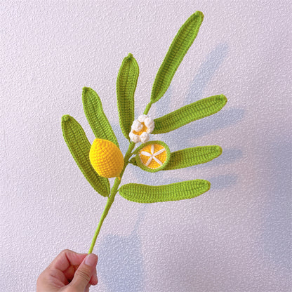 Handgefertigter gehäkelter Zitrus-Eleganz-Blumenstrauß – Zitrone, Rose und Gerste – wunderschöne Geschenke für jeden Anlass
