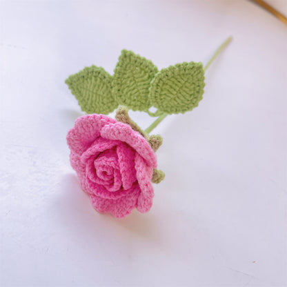 Rose Garden Delight: Handcrafted Crochet Roses for a Charming Home Decor