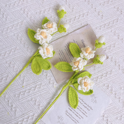 Fleur de jasmin au crochet faite à la main - Magnifique, vibrante et une véritable œuvre d'art