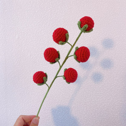 Fleur de treillis de tomate : piquet de fleur au crochet fabriqué à la main pour des jardins de vigne vibrants