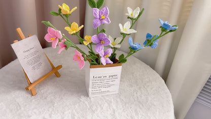 Forsythia Sunshine : Piquet de fleurs de Forsythia au crochet fabriqué à la main pour un décor de jardin lumineux